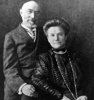 A photo of Isidor and Ida Straus